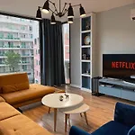 Costal Crown - Luxury 2br Seafront