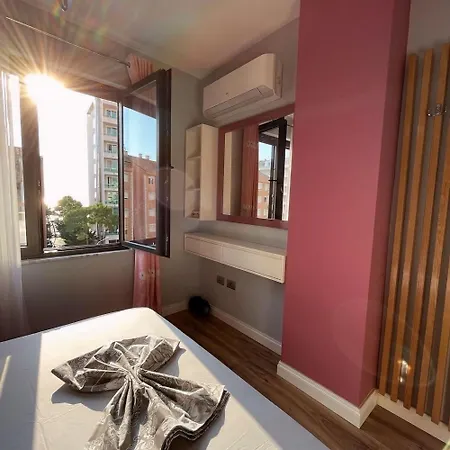 Costal Crown - Luxury 2br Seafront Apartment