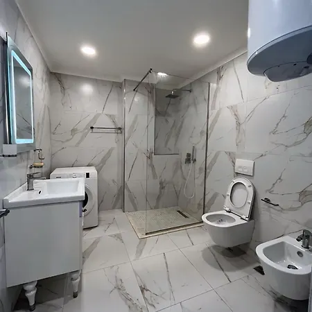 Costal Crown - Luxury 2br Seafront Appartement